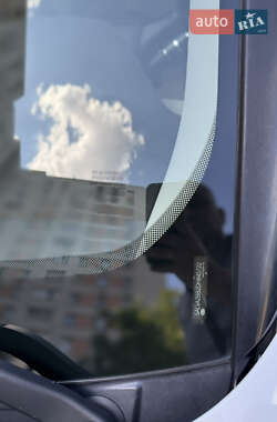 Внедорожник / Кроссовер Land Rover Range Rover Evoque 2013 в 