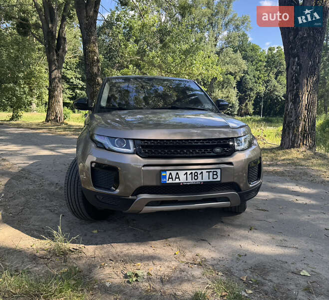 Позашляховик / Кросовер Land Rover Range Rover Evoque 2019 в 