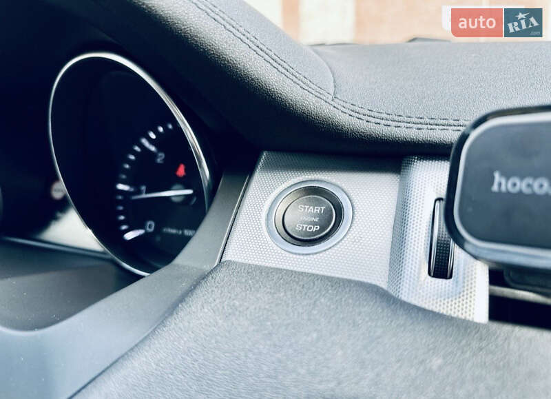 Внедорожник / Кроссовер Land Rover Range Rover Evoque 2014 в Ровно