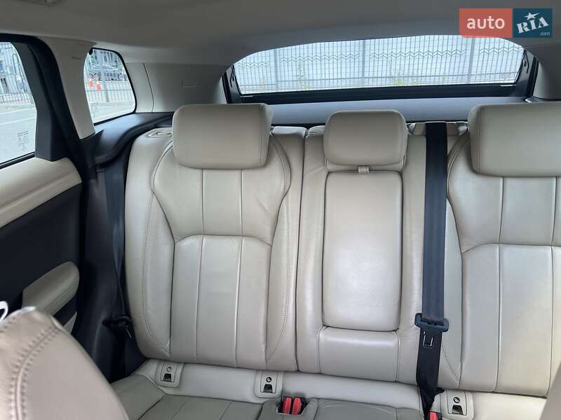 Внедорожник / Кроссовер Land Rover Range Rover Evoque 2016 в Киеве