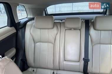 Внедорожник / Кроссовер Land Rover Range Rover Evoque 2016 в 