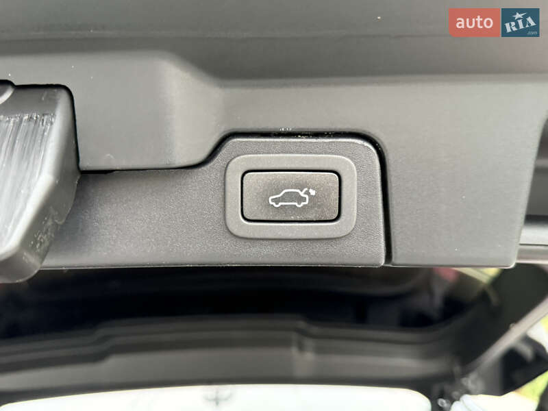 Внедорожник / Кроссовер Land Rover Range Rover Evoque 2015 в Черновцах