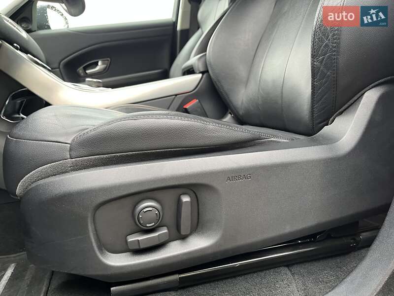 Внедорожник / Кроссовер Land Rover Range Rover Evoque 2016 в Львове