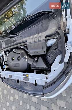 Внедорожник / Кроссовер Land Rover Range Rover Evoque 2011 в 
