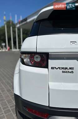 Внедорожник / Кроссовер Land Rover Range Rover Evoque 2014 в 