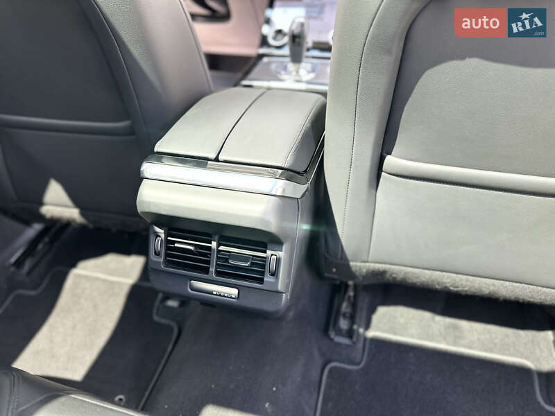 Внедорожник / Кроссовер Land Rover Range Rover Evoque 2022 в Одессе
