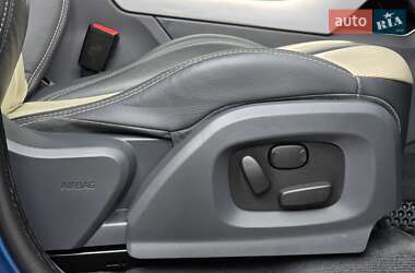 Внедорожник / Кроссовер Land Rover Range Rover Evoque 2013 в 