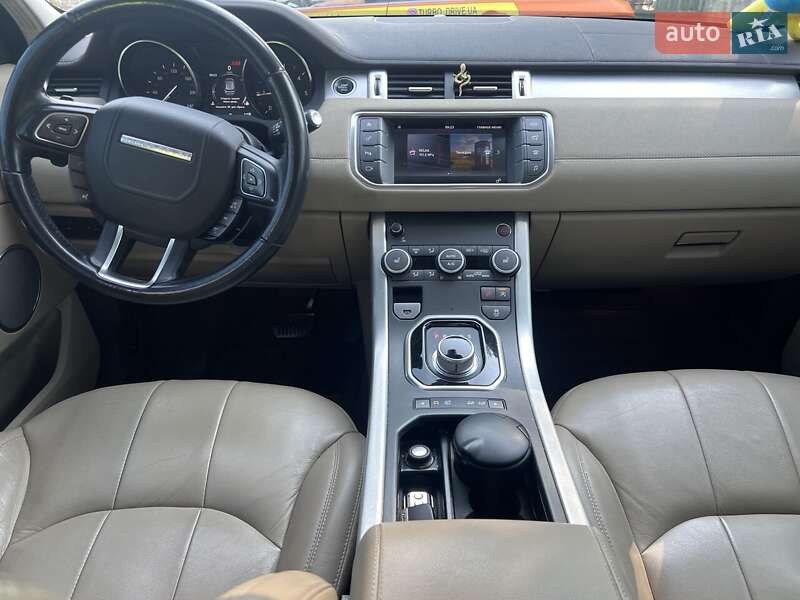 Внедорожник / Кроссовер Land Rover Range Rover Evoque 2016 в Киеве