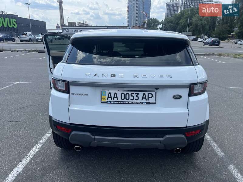 Внедорожник / Кроссовер Land Rover Range Rover Evoque 2016 в Киеве