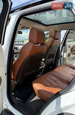 Внедорожник / Кроссовер Land Rover Range Rover Evoque 2013 в 