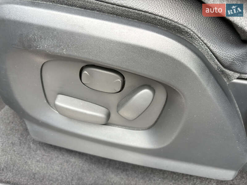 Внедорожник / Кроссовер Land Rover Range Rover Evoque 2014 в Днепре фото 16 Внедорожник / Кроссовер Land Rover Range Rover Evoque 2014 в Днепре