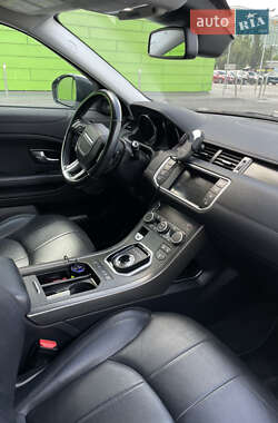 Внедорожник / Кроссовер Land Rover Range Rover Evoque 2017 в 