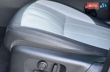 Внедорожник / Кроссовер Land Rover Range Rover Evoque 2024 в 