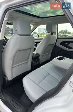 Внедорожник / Кроссовер Land Rover Range Rover Evoque 2024 в 