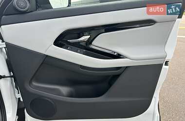 Внедорожник / Кроссовер Land Rover Range Rover Evoque 2024 в 