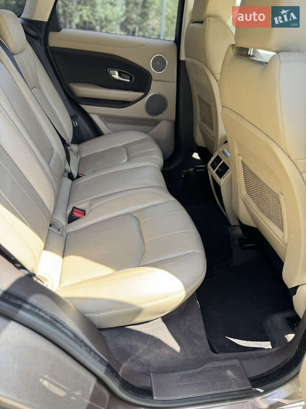 Внедорожник / Кроссовер Land Rover Range Rover Evoque 2016 в Василькове