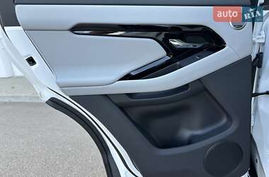 Внедорожник / Кроссовер Land Rover Range Rover Evoque 2024 в 