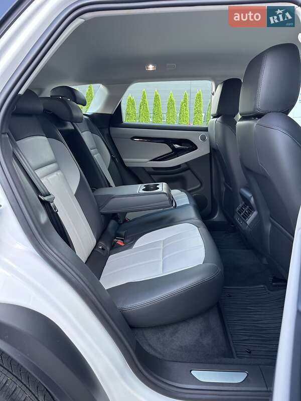 Внедорожник / Кроссовер Land Rover Range Rover Evoque 2024 в Киеве