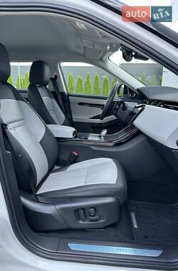 Внедорожник / Кроссовер Land Rover Range Rover Evoque 2024 в 