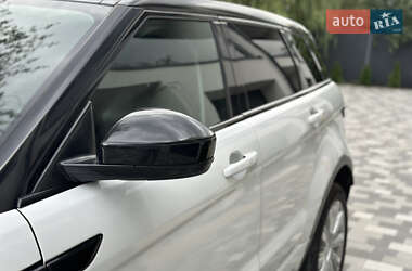 Внедорожник / Кроссовер Land Rover Range Rover Evoque 2017 в 
