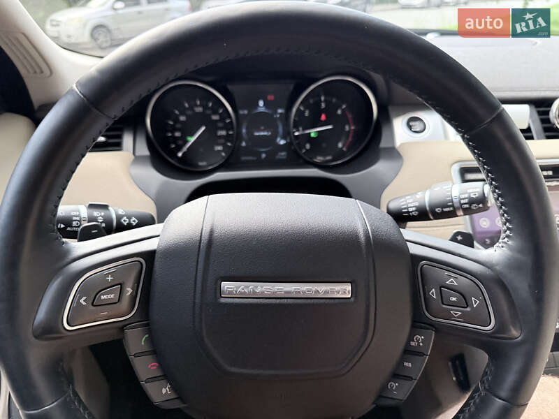 Внедорожник / Кроссовер Land Rover Range Rover Evoque 2016 в Киеве
