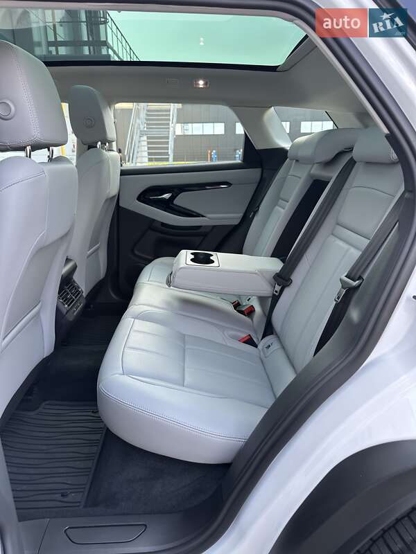 Внедорожник / Кроссовер Land Rover Range Rover Evoque 2024 в Киеве