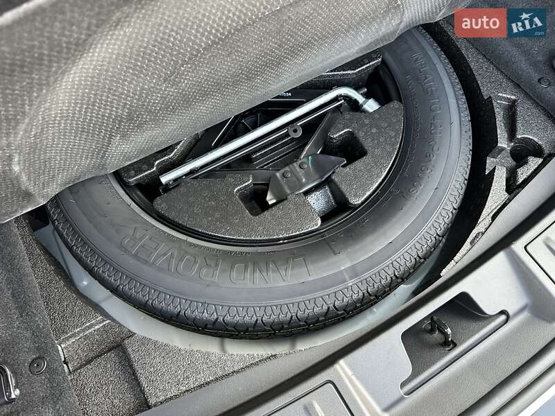 Внедорожник / Кроссовер Land Rover Range Rover Evoque 2024 в Киеве