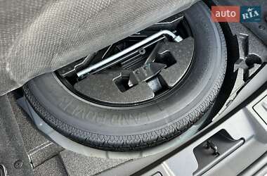 Внедорожник / Кроссовер Land Rover Range Rover Evoque 2024 в 