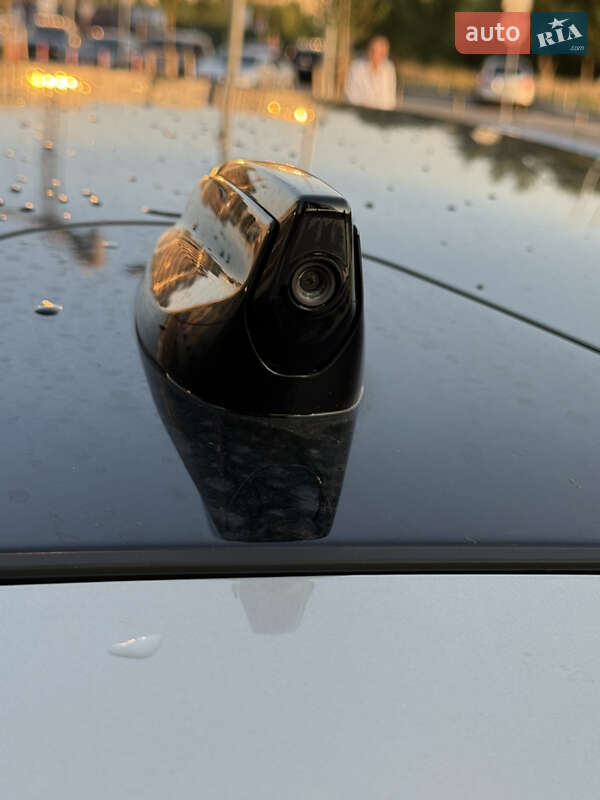 Внедорожник / Кроссовер Land Rover Range Rover Evoque 2019 в Киеве фото 16 Внедорожник / Кроссовер Land Rover Range Rover Evoque 2019 в Киеве