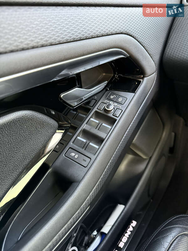 Внедорожник / Кроссовер Land Rover Range Rover Evoque 2019 в Киеве фото 23 Внедорожник / Кроссовер Land Rover Range Rover Evoque 2019 в Киеве