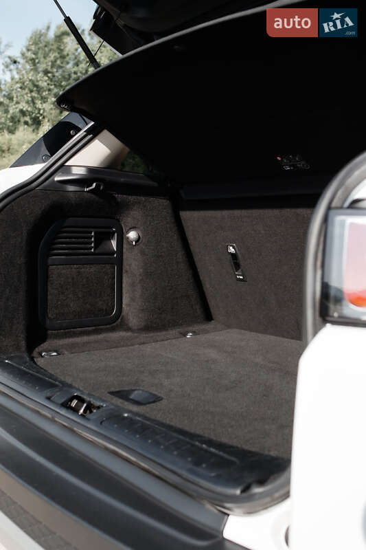 Внедорожник / Кроссовер Land Rover Range Rover Evoque 2018 в Коломые фото 46 Внедорожник / Кроссовер Land Rover Range Rover Evoque 2018 в Коломые