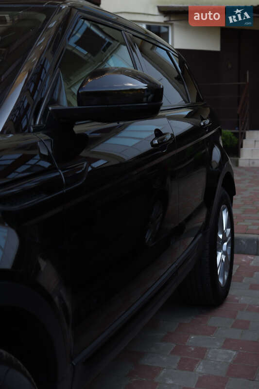 Позашляховик / Кросовер Land Rover Range Rover Evoque 2015 в Дубні