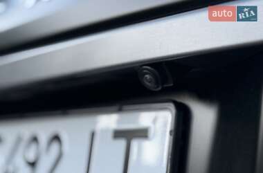 Внедорожник / Кроссовер Land Rover Range Rover Evoque 2017 в 