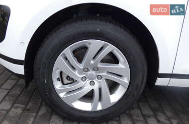 Внедорожник / Кроссовер Land Rover Range Rover Evoque 2024 в 