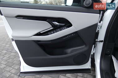 Внедорожник / Кроссовер Land Rover Range Rover Evoque 2024 в 