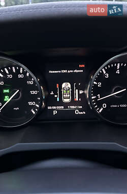 Внедорожник / Кроссовер Land Rover Range Rover Evoque 2014 в 