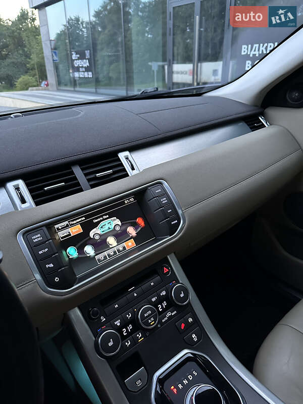 Внедорожник / Кроссовер Land Rover Range Rover Evoque 2014 в Луцке