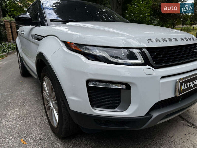Позашляховик / Кросовер Land Rover Range Rover Evoque 2017 в Києві