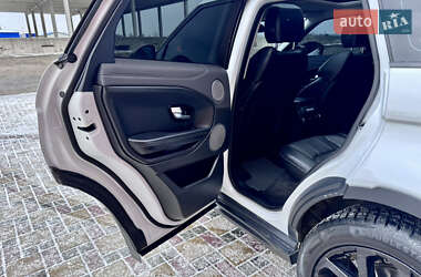 Внедорожник / Кроссовер Land Rover Range Rover Evoque 2016 в 