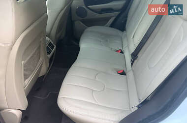Внедорожник / Кроссовер Land Rover Range Rover Evoque 2015 в 