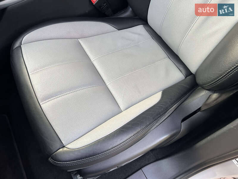Внедорожник / Кроссовер Land Rover Range Rover Evoque 2020 в Киеве