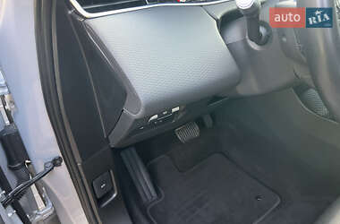 Внедорожник / Кроссовер Land Rover Range Rover Evoque 2020 в 