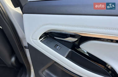 Внедорожник / Кроссовер Land Rover Range Rover Evoque 2020 в 