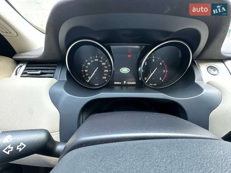 Внедорожник / Кроссовер Land Rover Range Rover Evoque 2016 в Николаеве
