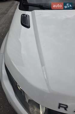 Внедорожник / Кроссовер Land Rover Range Rover Evoque 2014 в 