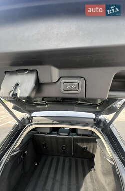 Внедорожник / Кроссовер Land Rover Range Rover Evoque 2015 в 