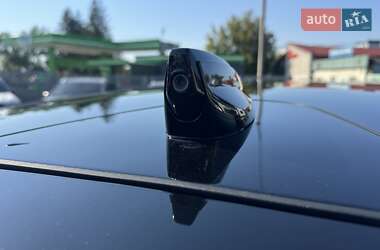 Позашляховик / Кросовер Land Rover Range Rover Evoque 2019 в 