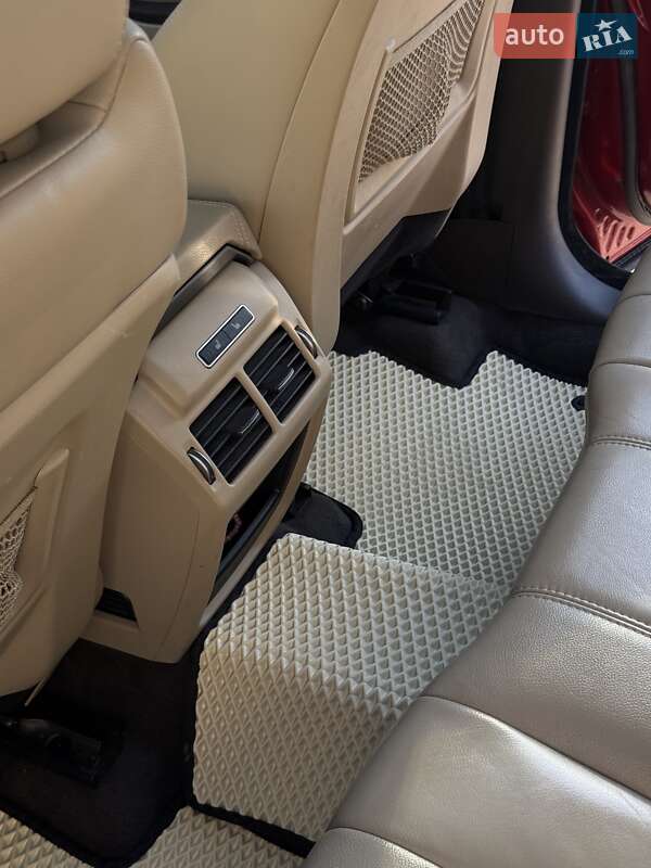Внедорожник / Кроссовер Land Rover Range Rover Evoque 2015 в Ивано-Франковске