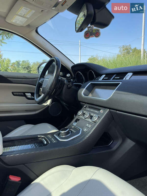 Внедорожник / Кроссовер Land Rover Range Rover Evoque 2017 в Ивано-Франковске