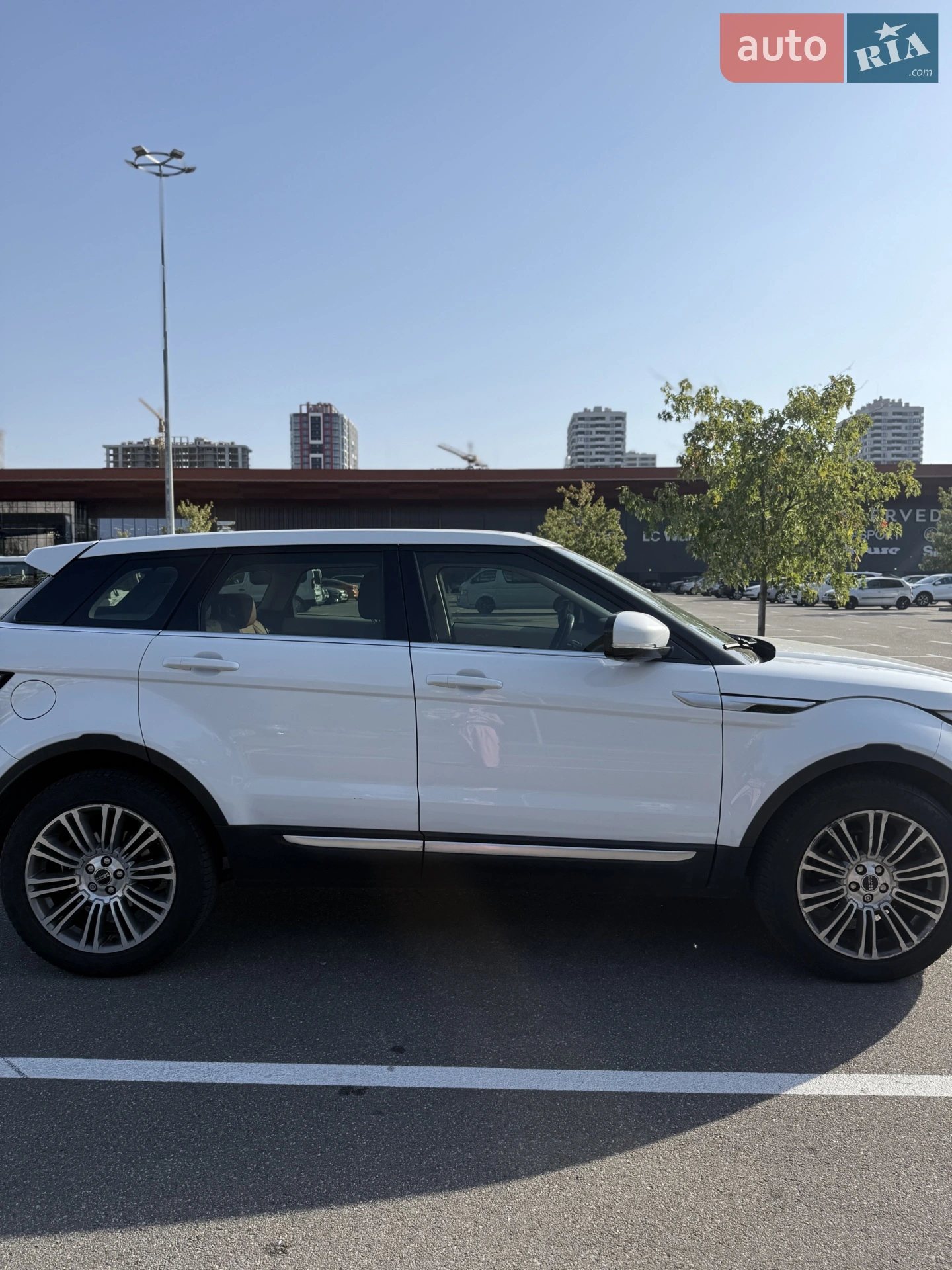 2012 Land Rover Range Rover Evoque - мініатюра 2